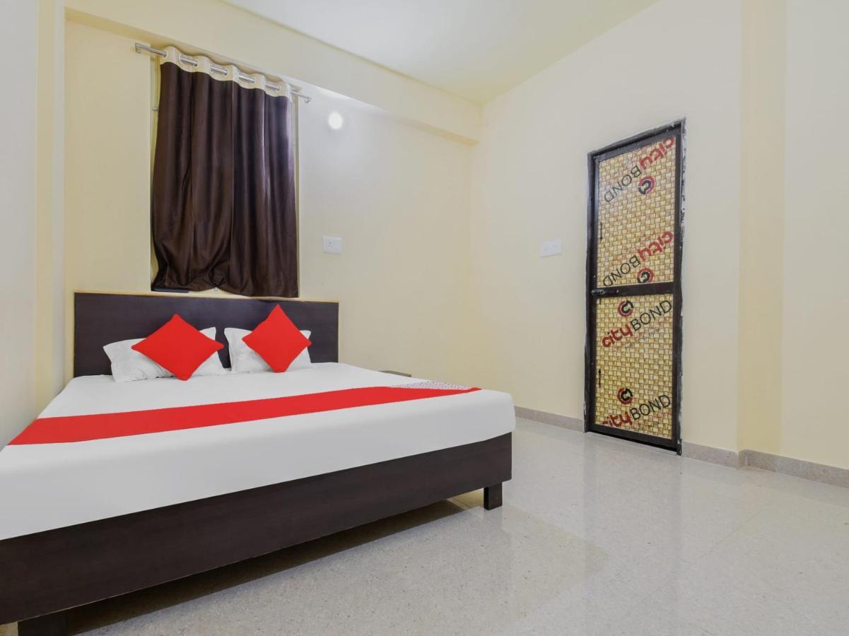 Oyo 84806 Swarna Palace Patna (Bihar) Ngoại thất bức ảnh